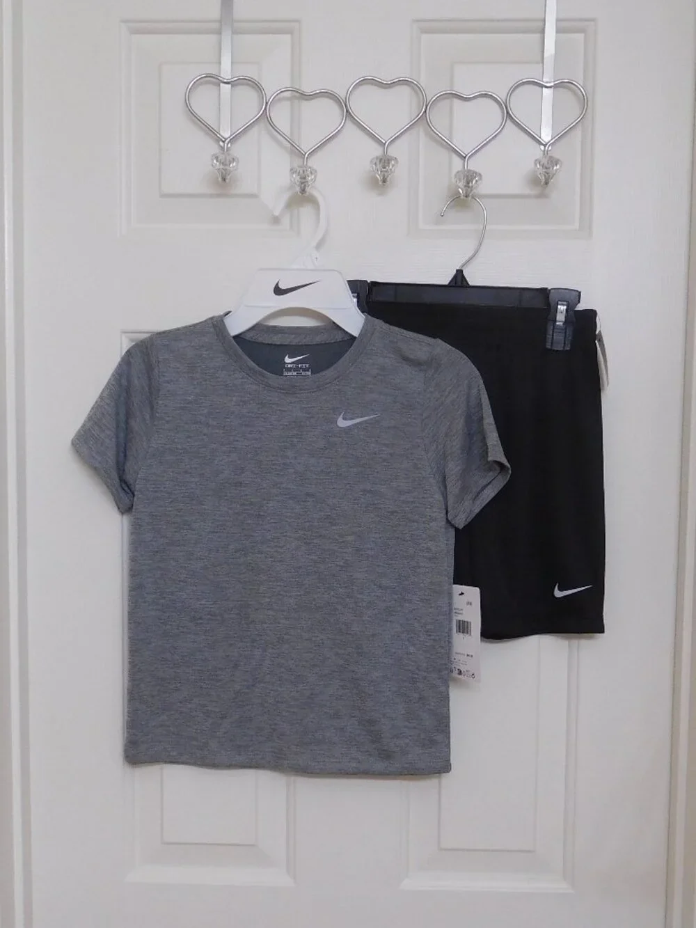 NWT 2pc Nike Gray Swoosh Logo Shirt & Black Gray Swoosh Shorts Set sz 7